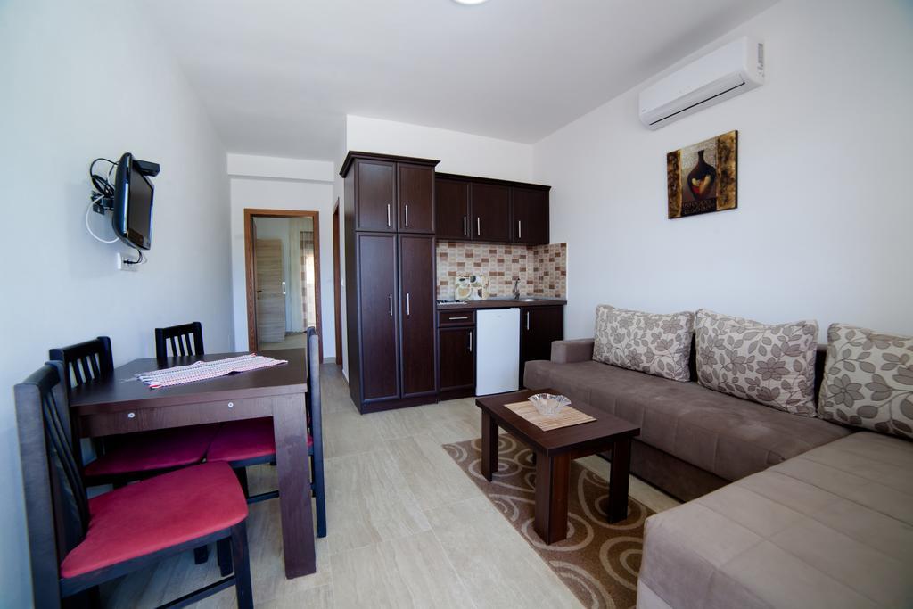 Kollari Apartments أولتْسي المظهر الخارجي الصورة